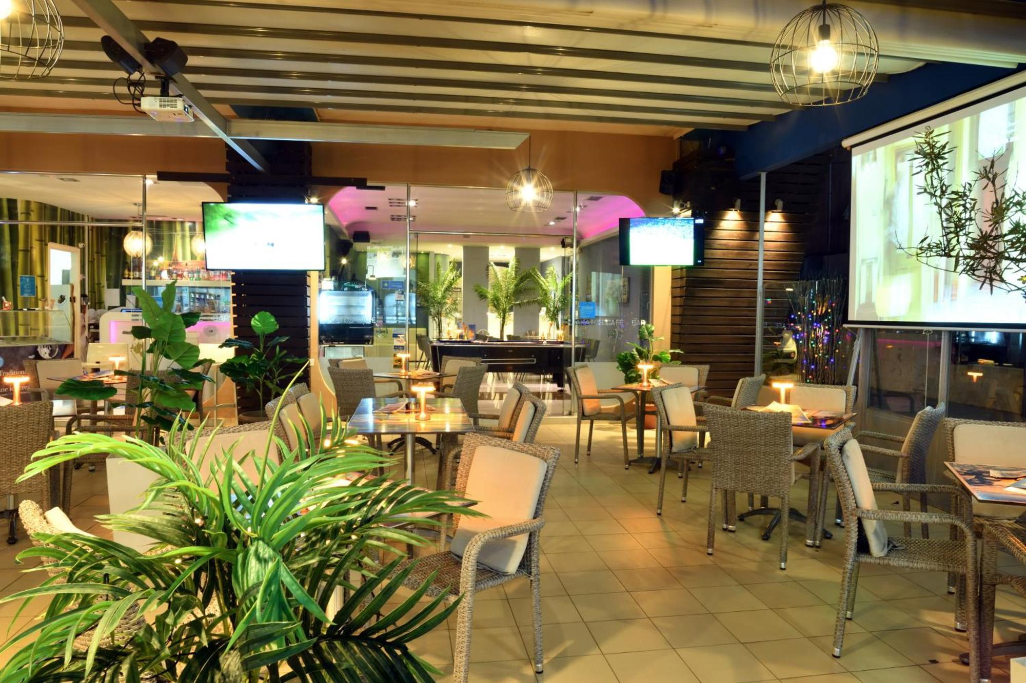 Akatos Hotel Agia Marina Exterior foto