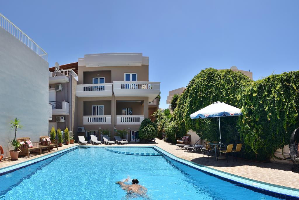 Akatos Hotel Agia Marina Exterior foto